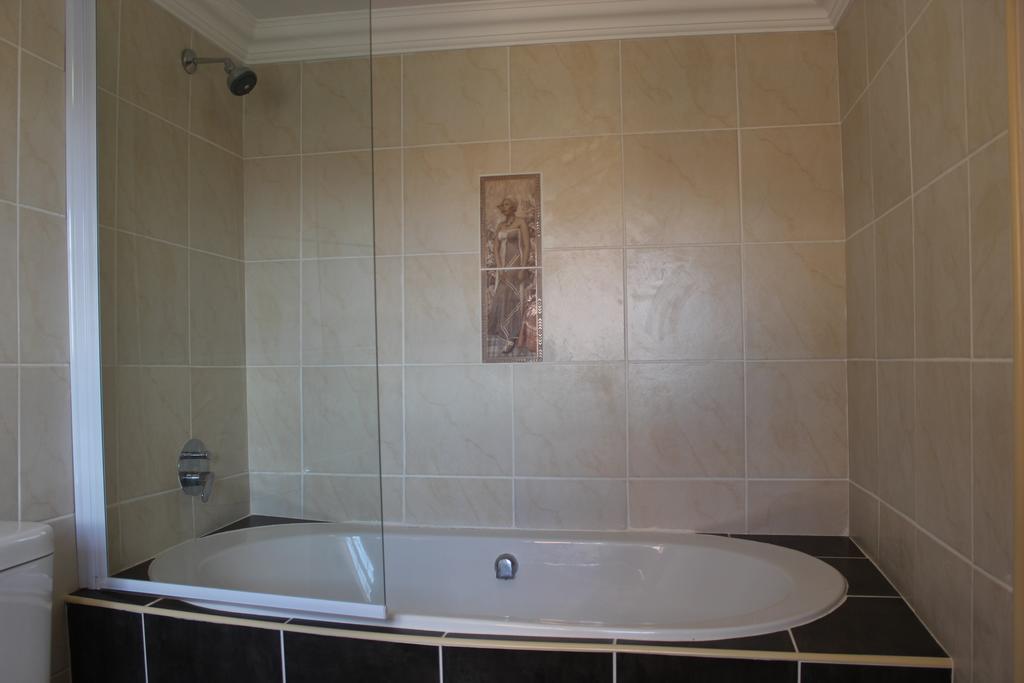 Blue Crane Guesthouse Масеру Екстериор снимка
